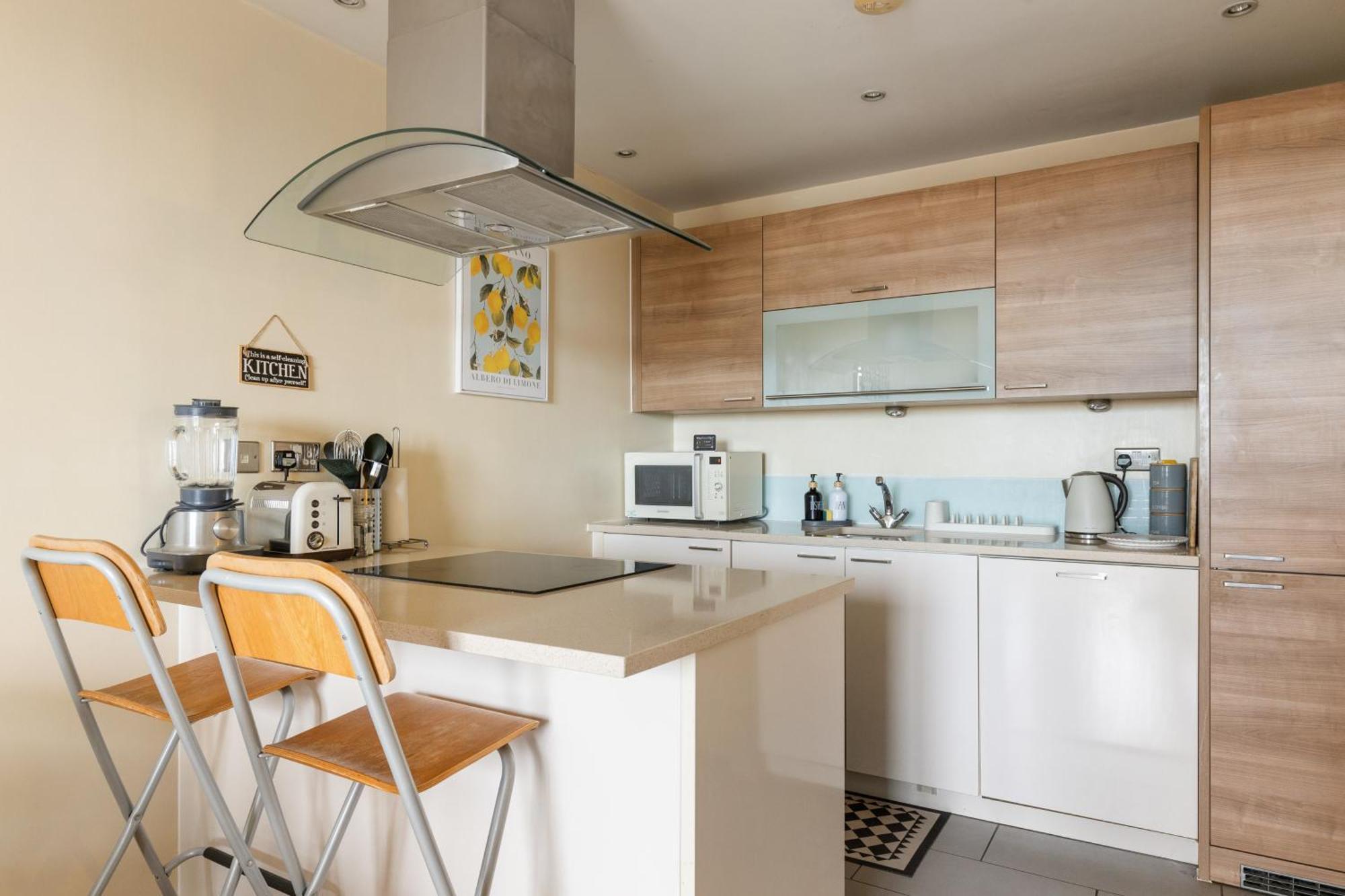 Stratford Skyview Apartment London Bagian luar foto