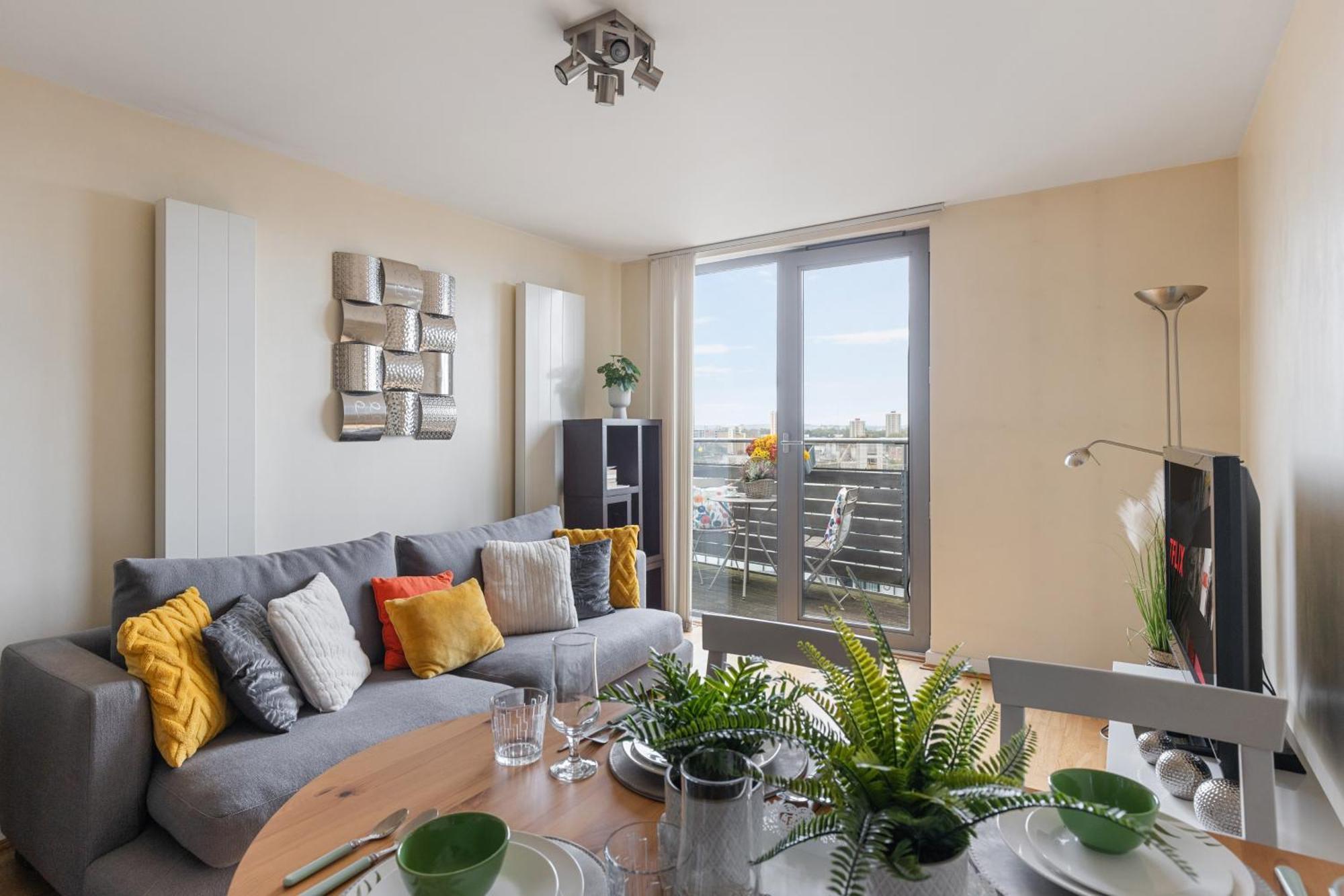 Stratford Skyview Apartment London Bagian luar foto